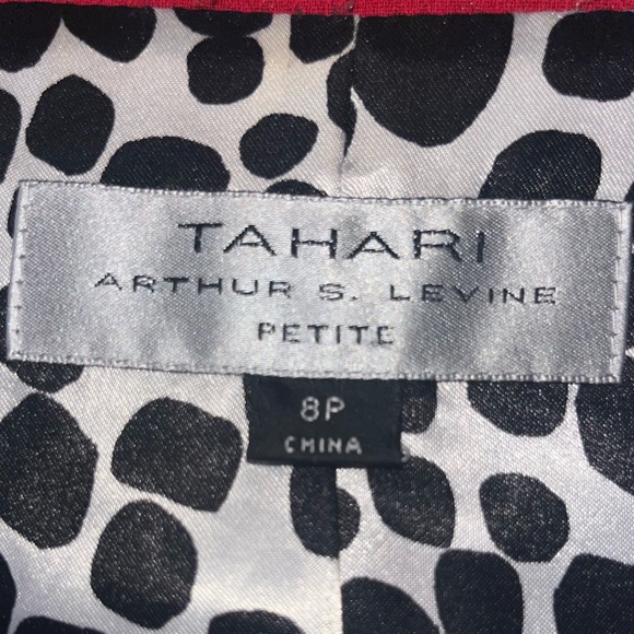 Tahari red belted blazer - 8P - Picture 4 of 5